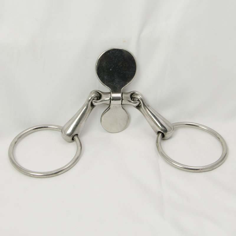 57-White metal jointed bar with tongue lollers on single rings